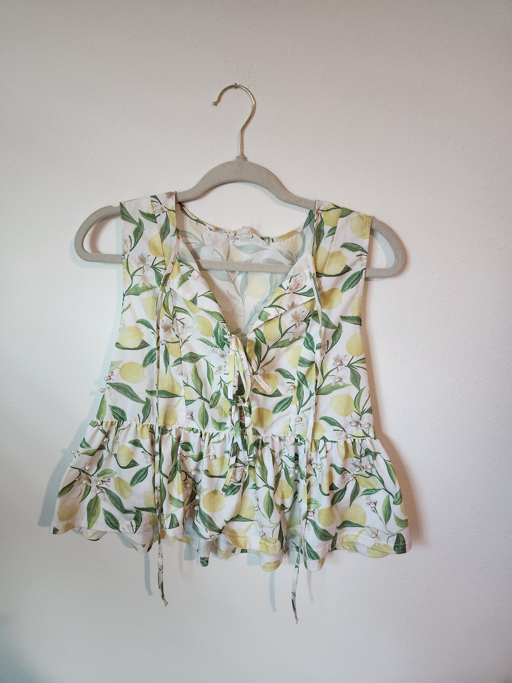 Sleeveless Lemon Print Peplum Top - White & Yellow